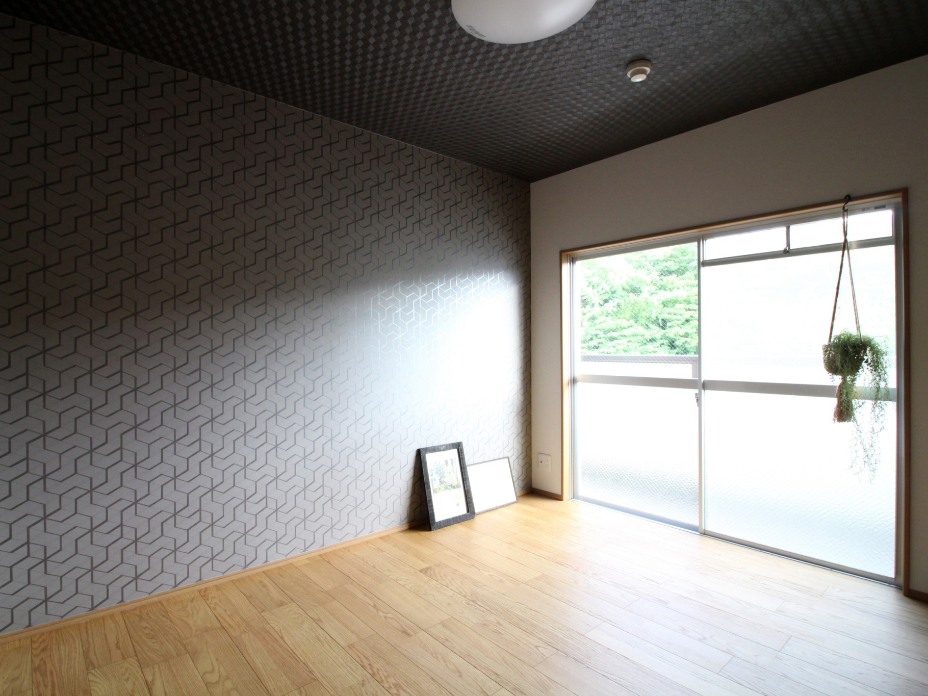 愛知県豊田市の壁紙リフォーム費用を比較！戸建てとマンションの違い