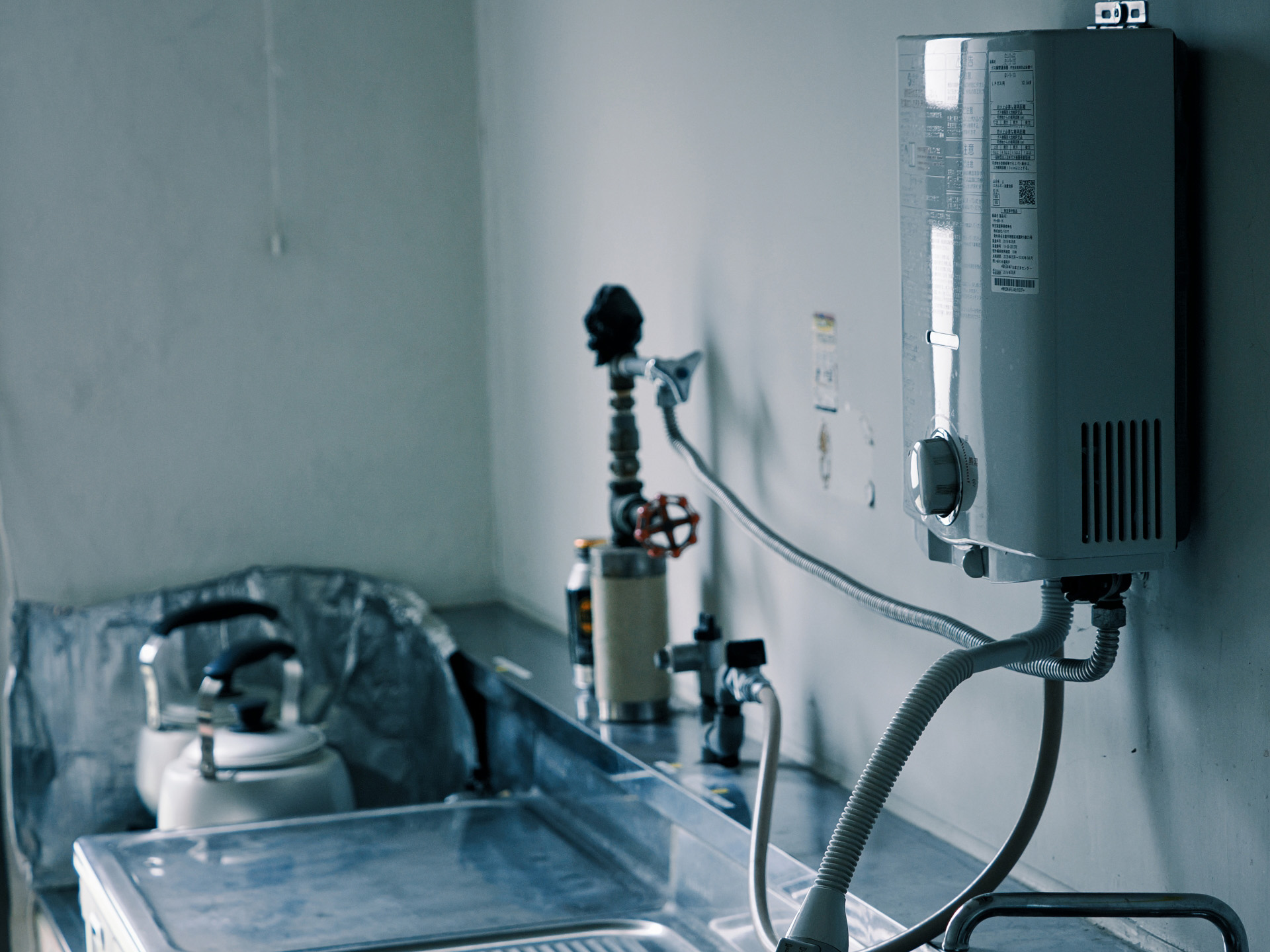 【豊橋市】給湯器はいつ取り替える？費用と最適なタイミングの見極め方〜愛知No.1のフジケンリフォームが教えます！