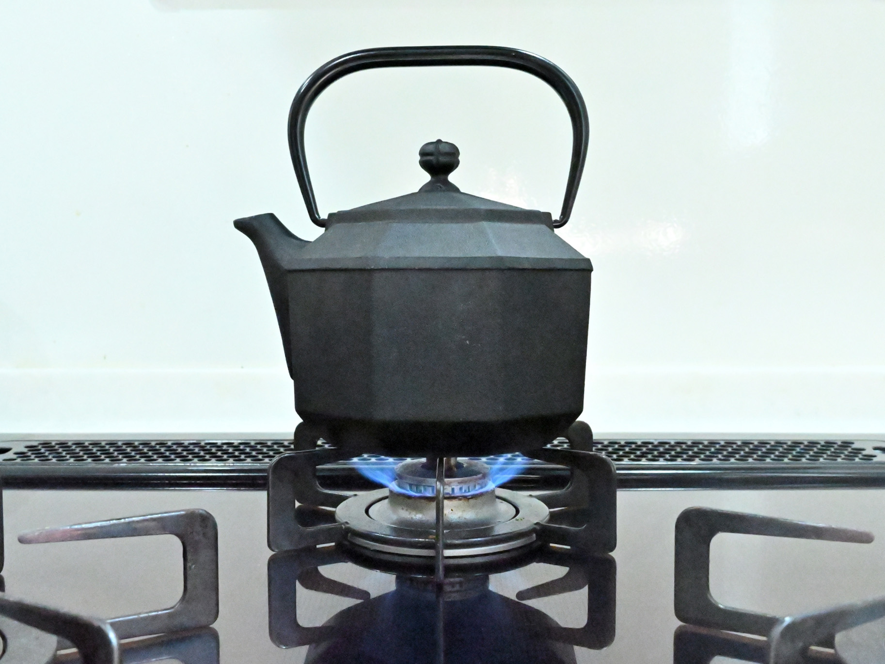 【豊橋市】コンロ：掃除しやすい・汚れにくい機能でお手入れをラクに！〜愛知No.1のフジケンリフォームが教えます！