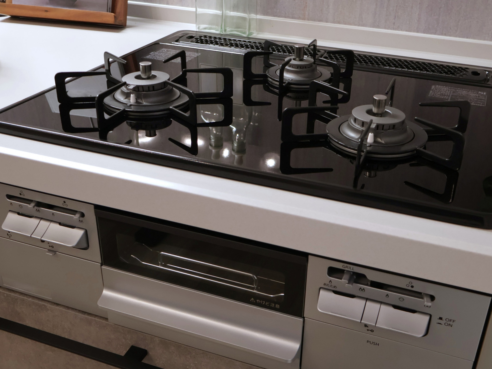 【豊橋市】コンロはいつ取り替えるべき？費用と最適なタイミングを解説〜愛知No.1のフジケンリフォームが教えます！
